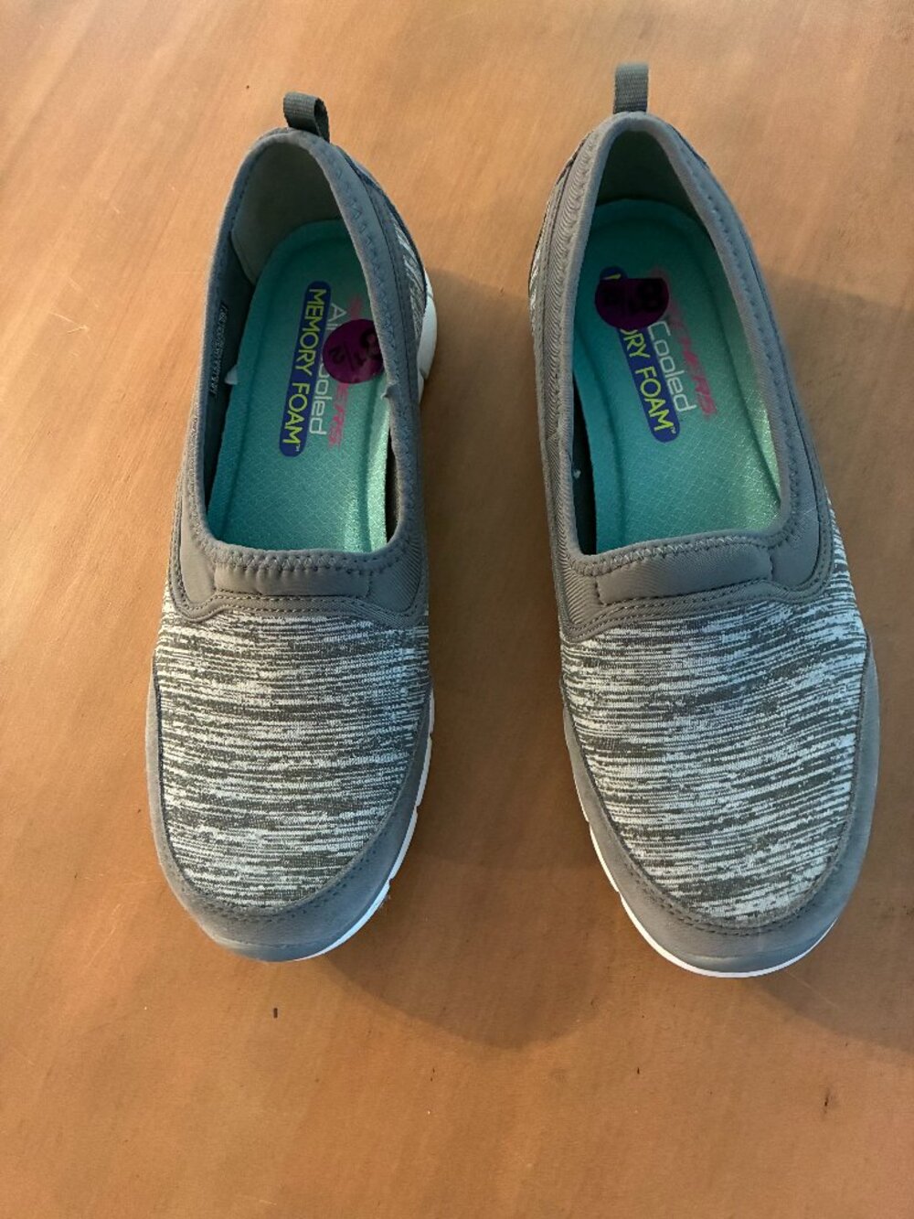 NWOT Skechers Slip-On Comfort Shoes, sz 8.5